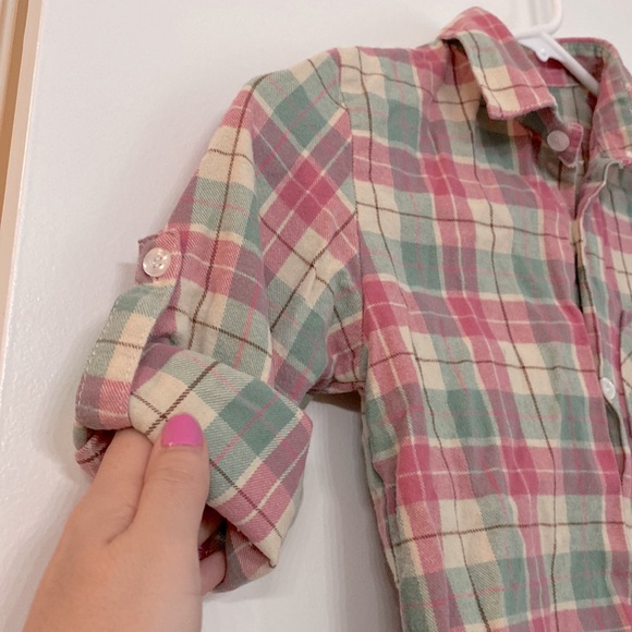 Green and pink flannel shirt for boys or girls - Picture 2 of 3